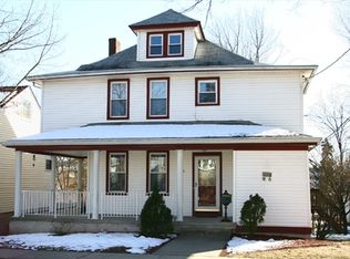 45 Poplar St, Ridgefield Park, NJ 07660