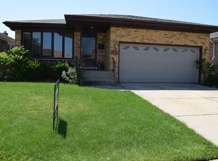 8467 W Wilson Ave, Chicago, IL 60656