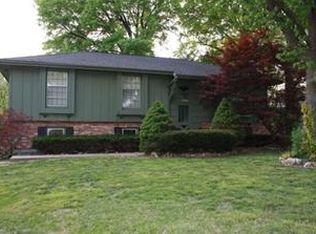 12900 Crystal Ave, Grandview, MO 64030