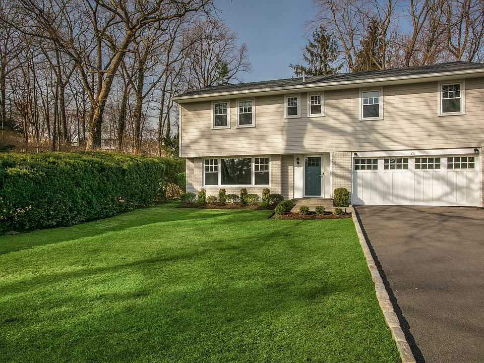 1st image of 28 Sherwood Dr