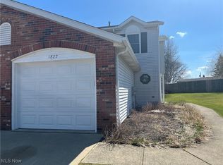 1827 Meadowland Dr, Brunswick, OH