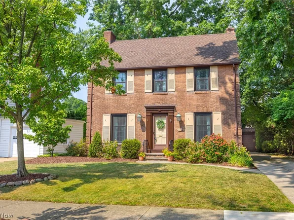 1548 Rockland Ave, Rocky River, OH 44116