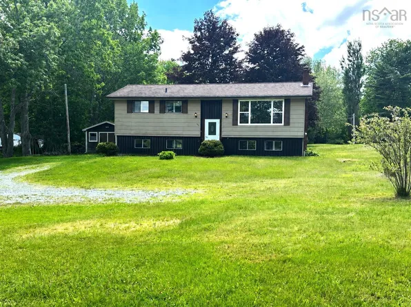 436 West St, Queens, NS B0T 1B0