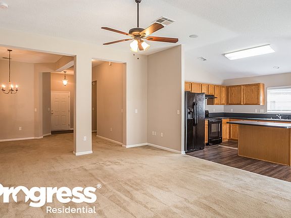 3rd image of 1732 Hollow Glen Dr