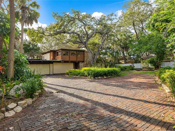 8401 36th Ave N, Saint Petersburg, FL 33710