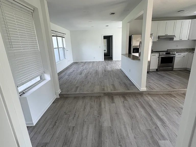 Ortega Forest Dr — Photo 8