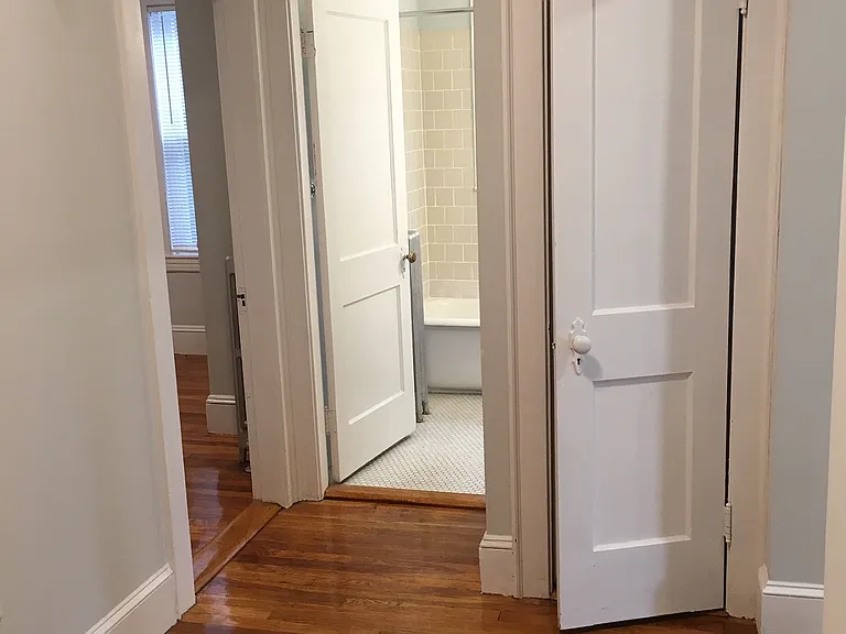 51 Seaverns Ave #6 — Photo 9