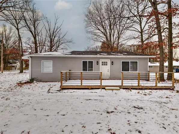 456 McDonald Ave, Mc Donald, OH 44437