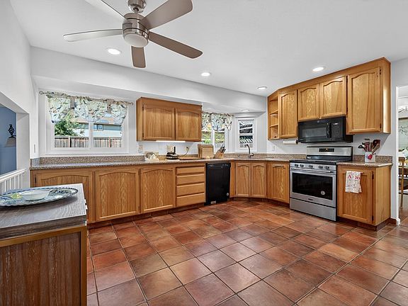 4th image of 5410 Corbett Circle