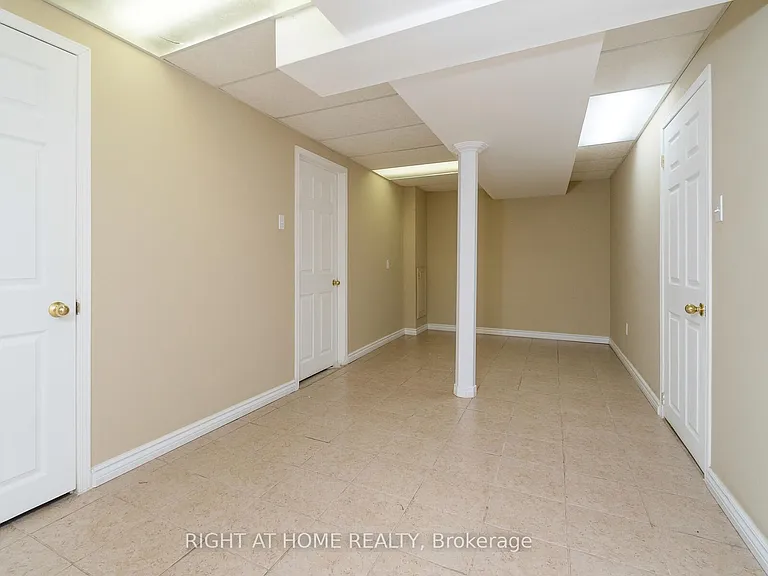 2035 Carleton Ct — Photo 25