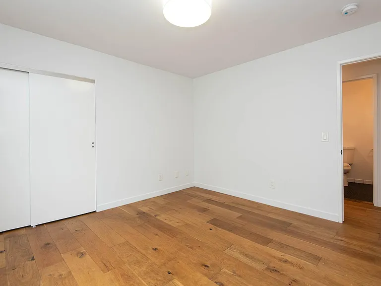 3933 Marathon St #105-B — Photo 12