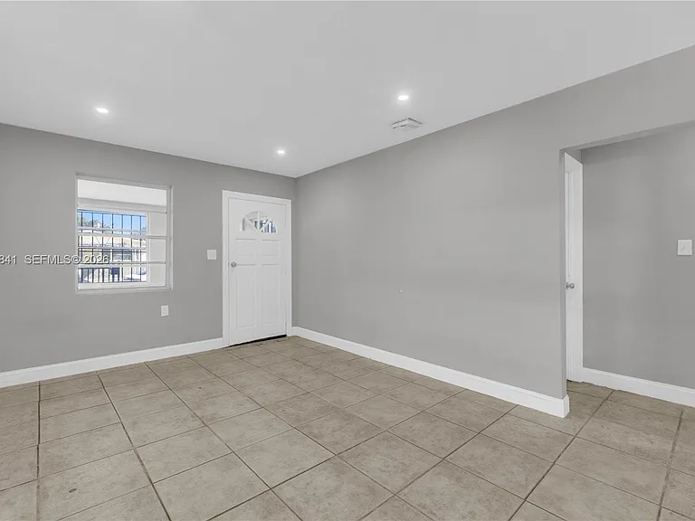 6940 NW 6th Ct #2 — Photo 12