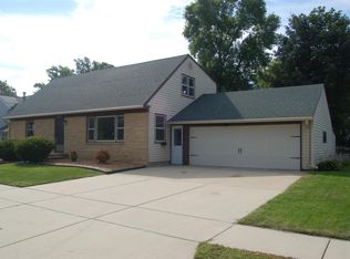 702 W Main St, Kasson, MN 55944