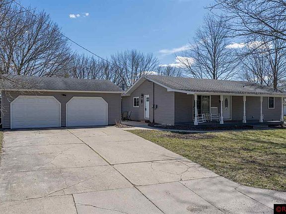 2nd image of 125 Peggy Ln