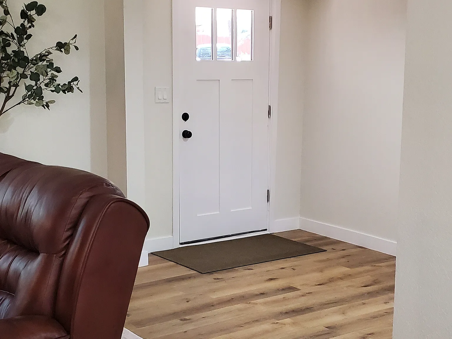 3 bed, 1152 sqft, $2,950 — Photo 1