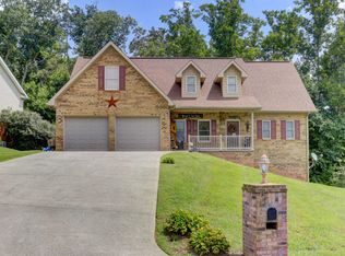 106 Settlers Dr, Clinton, TN 37716