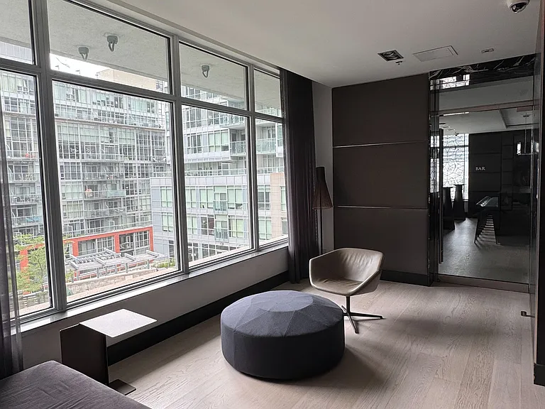 199 Richmond St W #1806 — Photo 19
