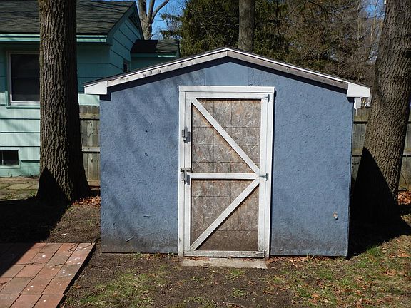 4th image of 1128 E Forest Ave