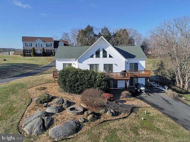 1st image of 150 Stonewall Ct