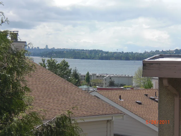 9919 NE 119th Ct #8 — Photo 7