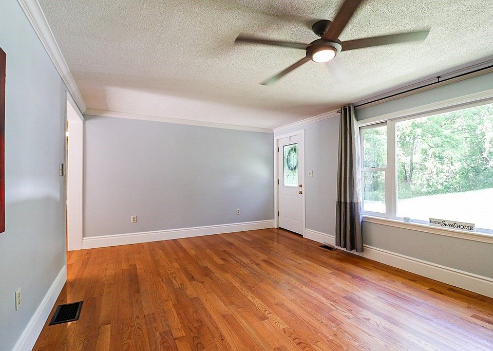 16 Roy St, Ludlow, MA 01056 Zillow