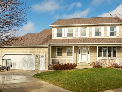 2207 Wilshire Ln NE, Rochester, MN, 55906