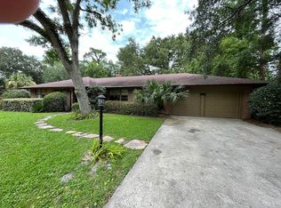 107 Armstrong St, Saint Simons Island, GA 31522