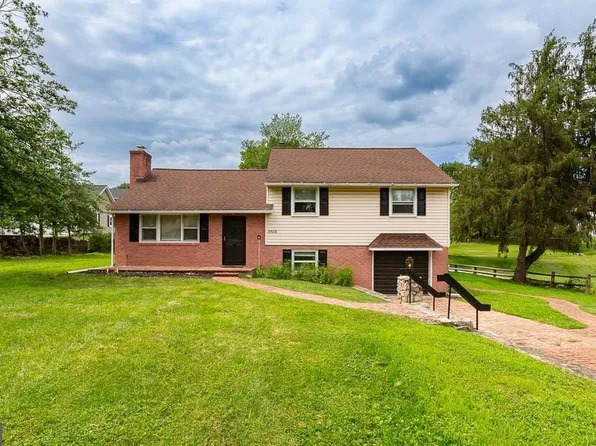 3509 Lewis Rd, Newtown Square, PA 19073