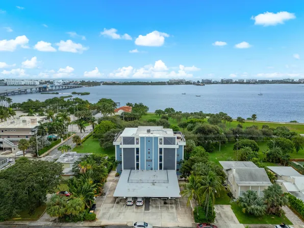 208 S S Lakeside Dr #402, Lake Worth Beach, FL 33460