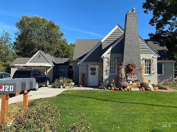 2nd image of 1820 S Vista Ave