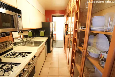 Sold by Remax City Square