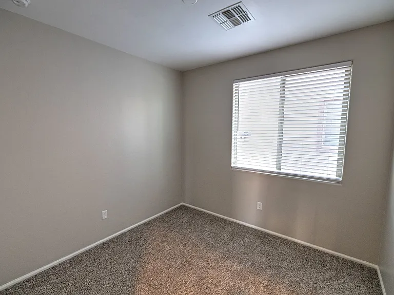 10458 S Cutting Horse Dr — Photo 19