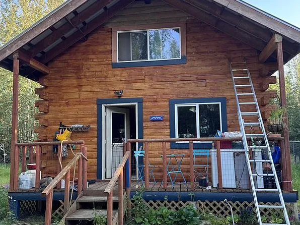 6729 Snow Leopard Dr, Fairbanks, AK 99712