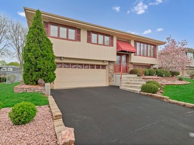 8532 W 107th St, Palos Hills, IL, 60465