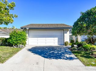 26 Shoal Dr, Newport Beach, CA 92625