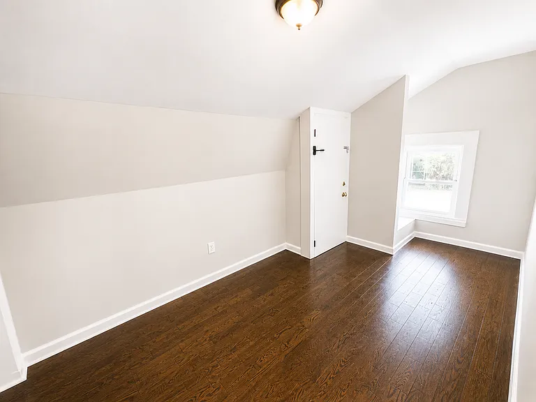 163-165 Lehigh Ave #3 — Photo 10