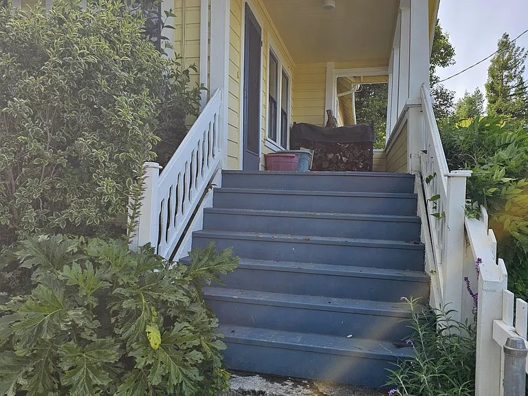 Grandview Rd — Photo 36