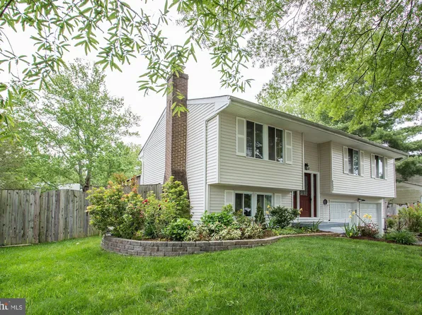 9340 Burke Rd, Burke, VA 22015