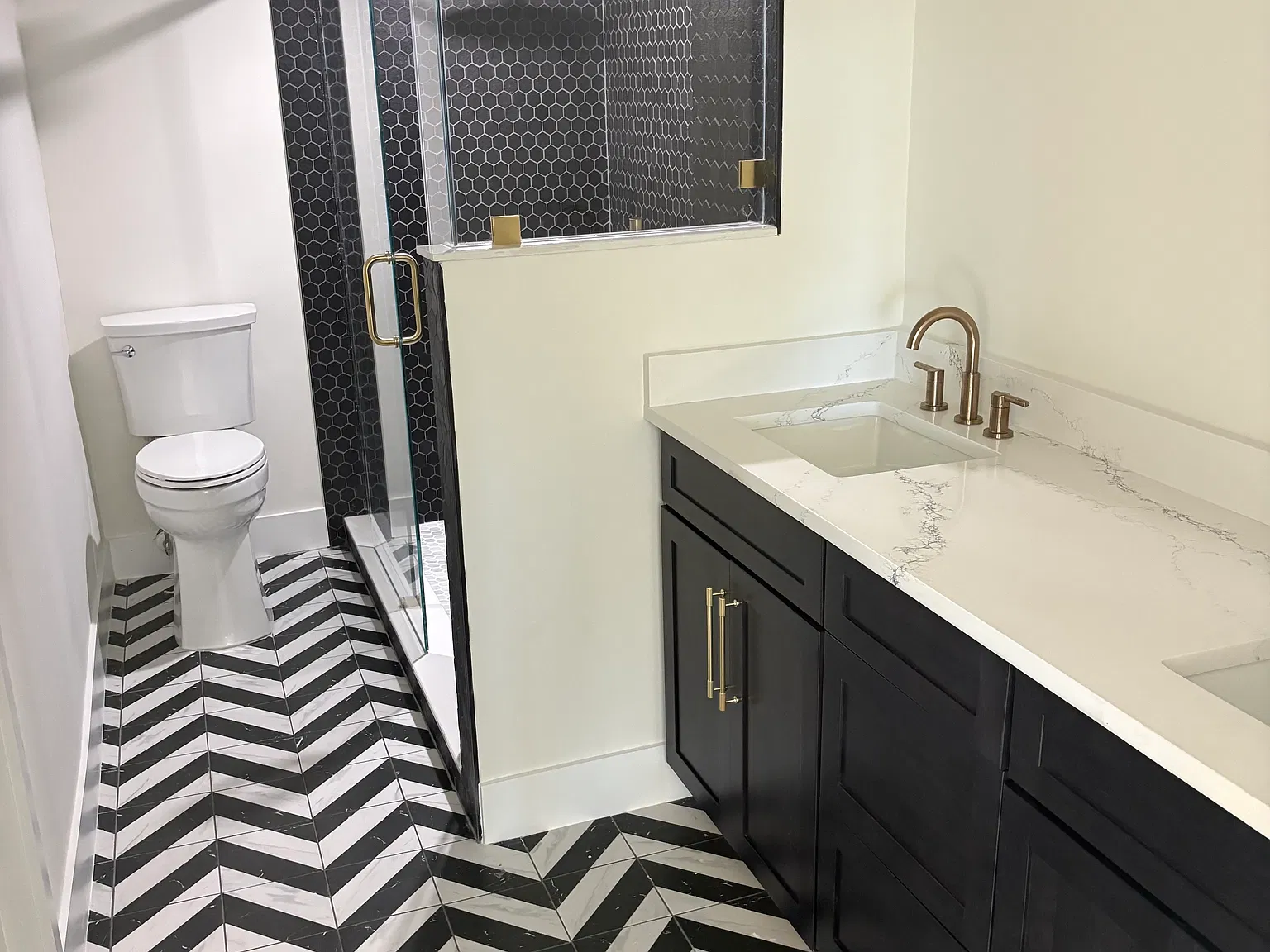 2088 Estero Blvd — Photo 3