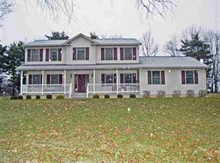 61 Whitetail Dr, Weirton, WV 26062