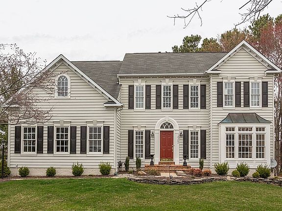 2nd image of 14262 Saint Annes Ct