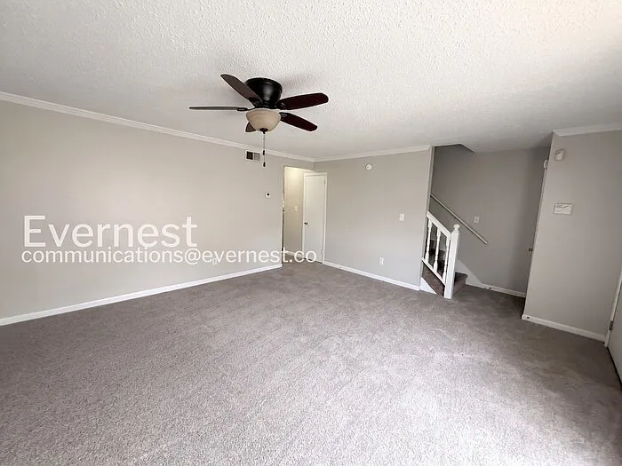 335 Jamestown Manor Dr — Photo 5