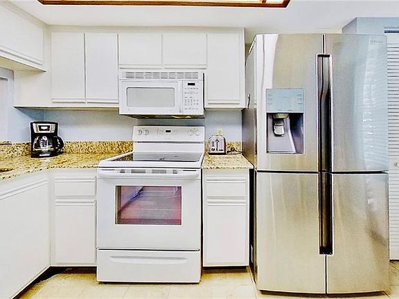 5th image of 909 Augusta Blvd #909-2