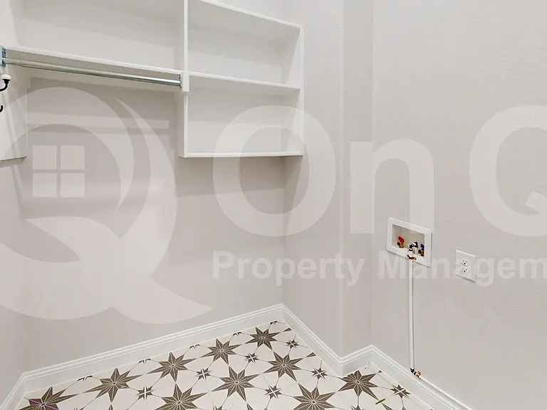 10678 Grayhead Dr — Photo 25