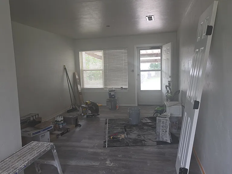 2516 Queensbury Rd — Photo 4