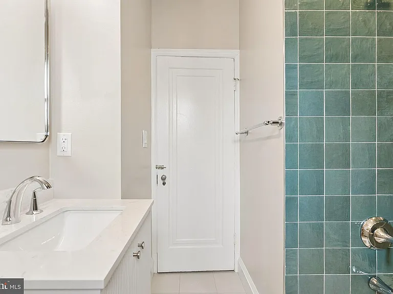 418 Murdock Rd — Photo 22