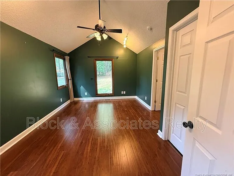 46 Shadow Dr — Photo 13