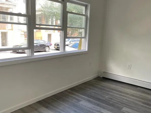 15 Paterson St APT 1, Jersey City, NJ 07307