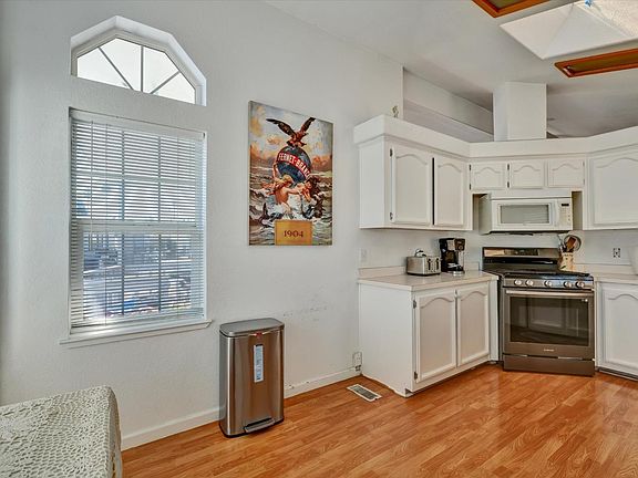 4th image of 165 Blossom Hill Rd Space 115