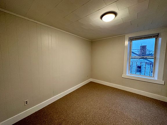 5th image of 448 Hartford Pike #G